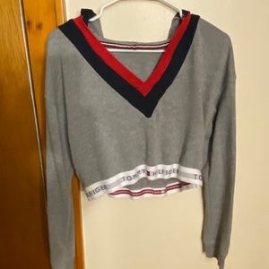 Tommy Hilfiger Cropped Vneck Hoodie